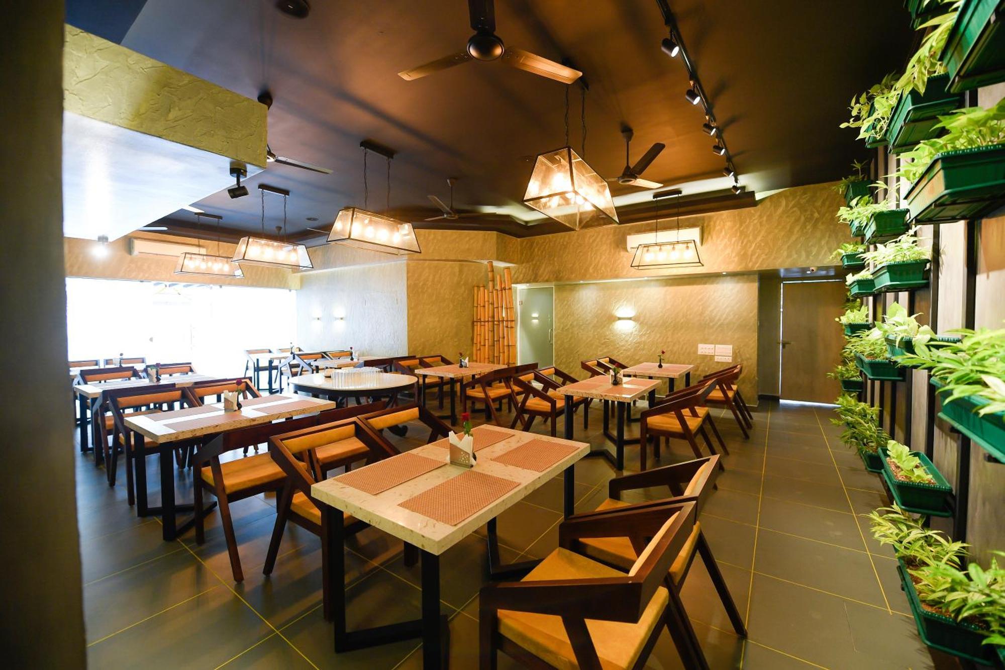 Nambiars Premium Heritage Hotel Kochi Exterior photo