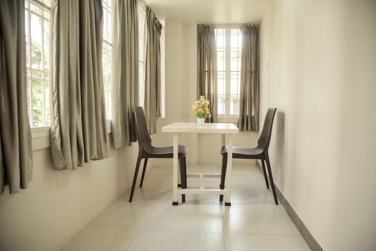 Nambiars Premium Heritage Hotel Kochi Exterior photo