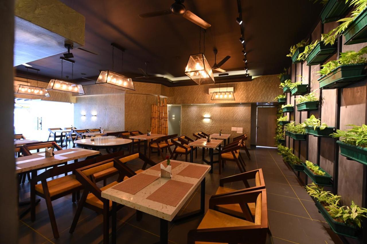 Nambiars Premium Heritage Hotel Kochi Exterior photo