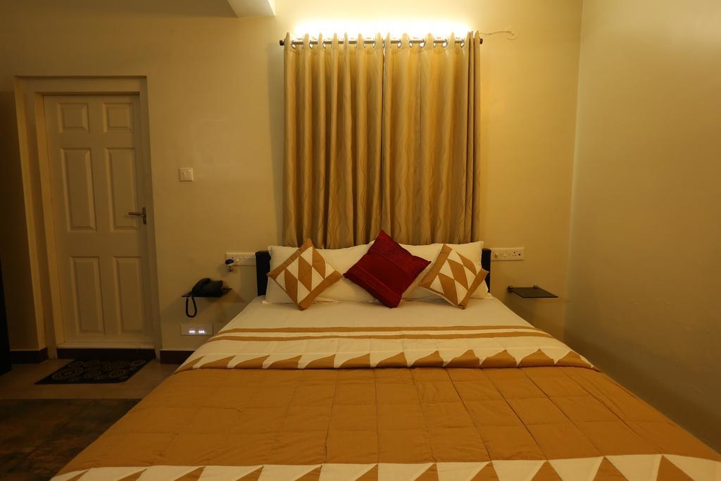 Nambiars Premium Heritage Hotel Kochi Exterior photo