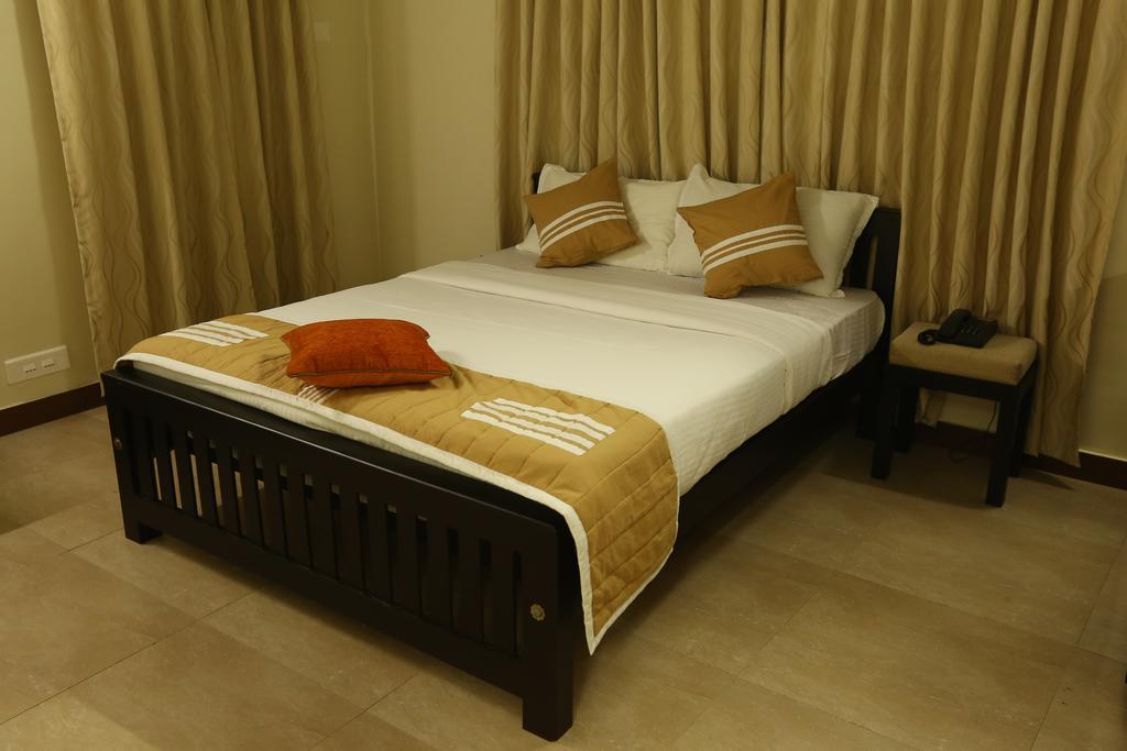 Nambiars Premium Heritage Hotel Kochi Exterior photo