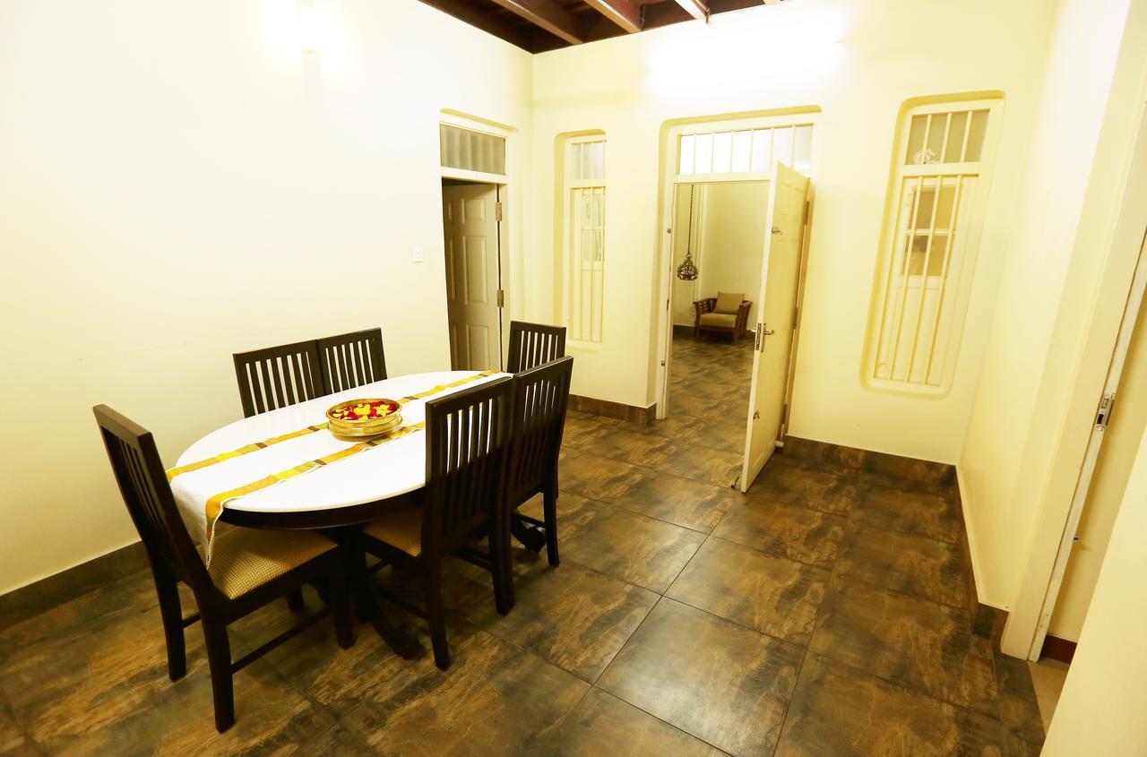 Nambiars Premium Heritage Hotel Kochi Exterior photo