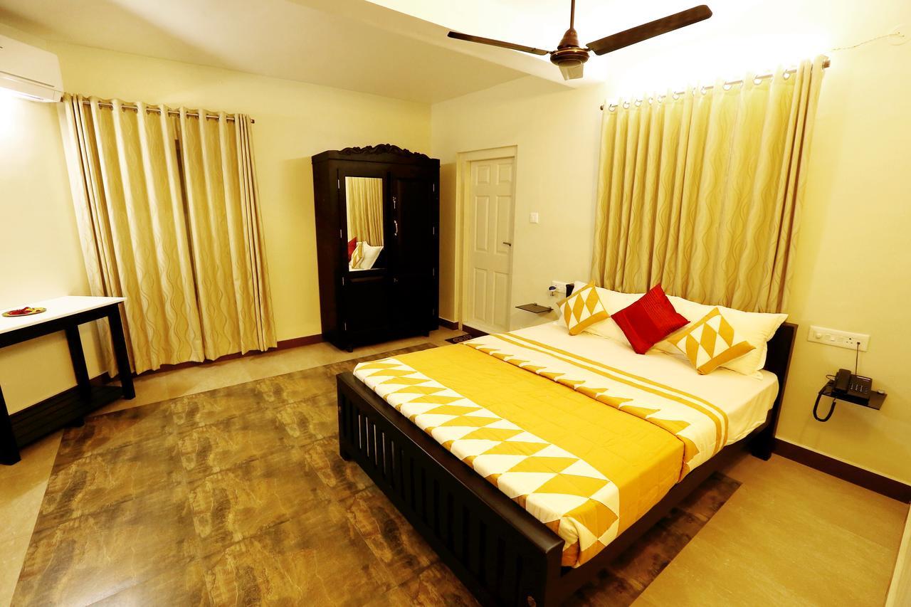 Nambiars Premium Heritage Hotel Kochi Exterior photo