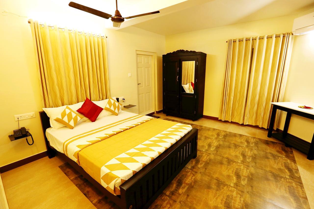 Nambiars Premium Heritage Hotel Kochi Exterior photo