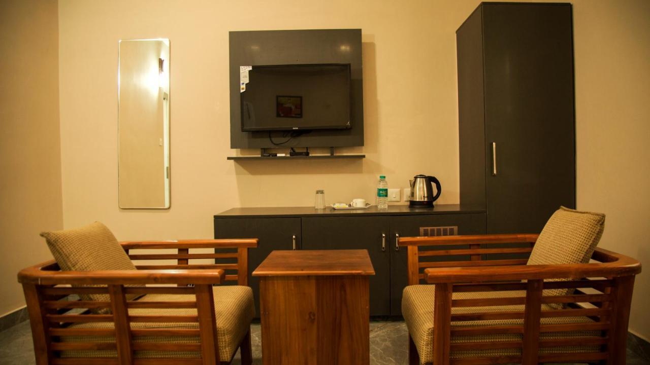 Nambiars Premium Heritage Hotel Kochi Exterior photo